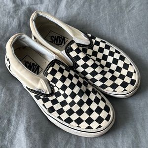 Checkerboard Vans women’s 7